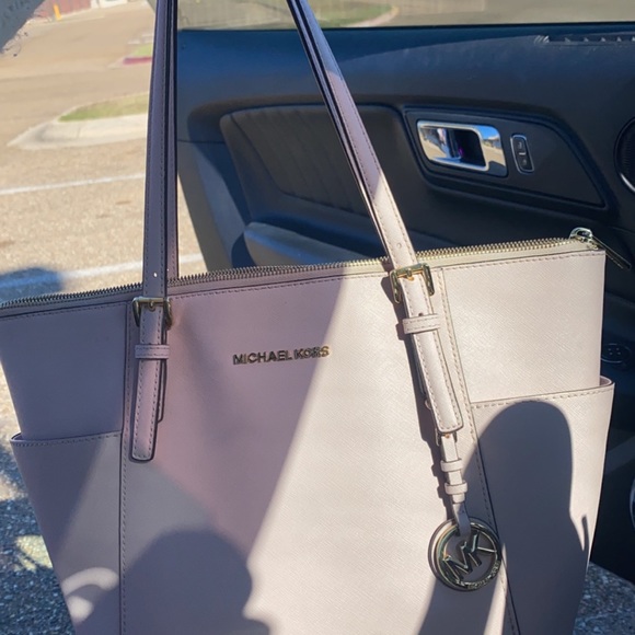 Baby Pink MK purse - Picture 4 of 4